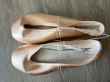 Gaynor Minden Pointe Shoes Size 9.5 American Made