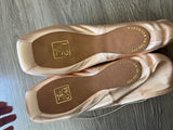 Gaynor Minden Pointe Shoes Size 9.5 American Made