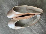 Gaynor Minden Pointe Shoes 9.5 American Made